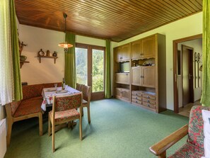 House | Living room - Holiday Home in Ferlach Near Woerthersee (Ferlach)