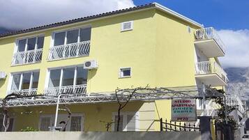 Apartment | Exterior