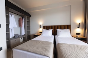 1 habitación y caja de seguridad en la habitación