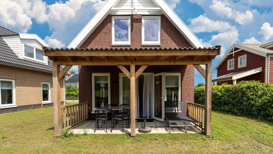 Holiday Home in Simonshaven by Lake Beach