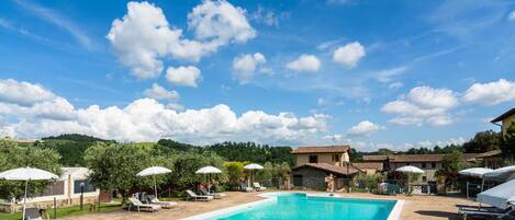 House | Pool | Outdoor pool