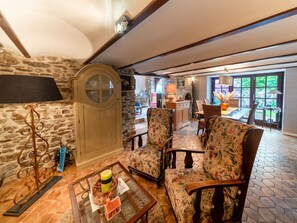 House | Living area - Aubepine Holiday Home in Sart Jalhay (Jalhay)