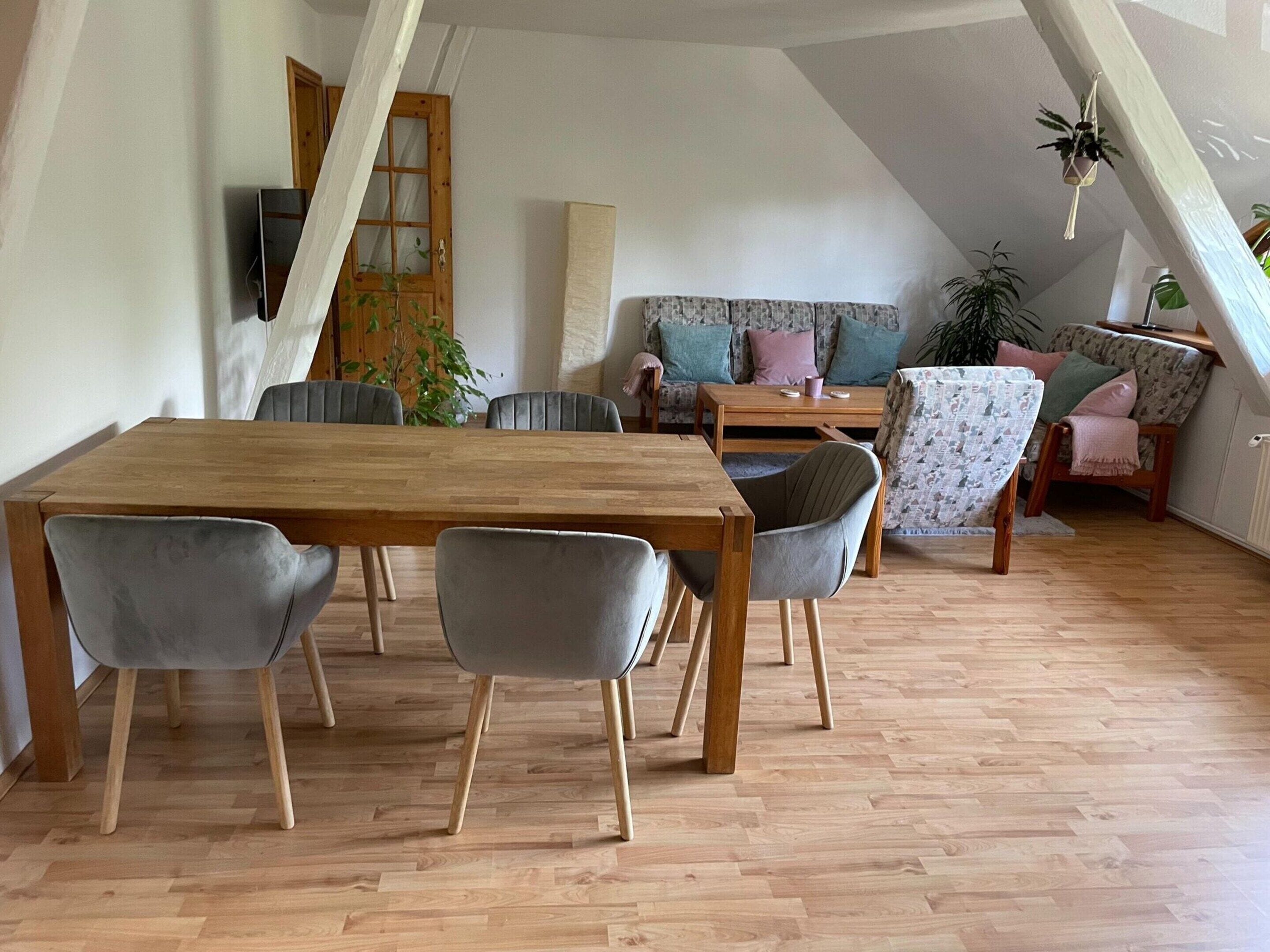 Apartment | Dining