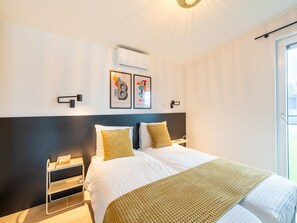 House | 2 bedrooms, soundproofing, bed sheets - Holiday Home in 't Groene Hart on the Water (Oud Ade)