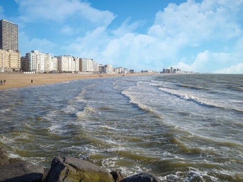 Chic Flat Near Ostend Beach