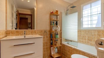 Villa | Bathroom | Shower