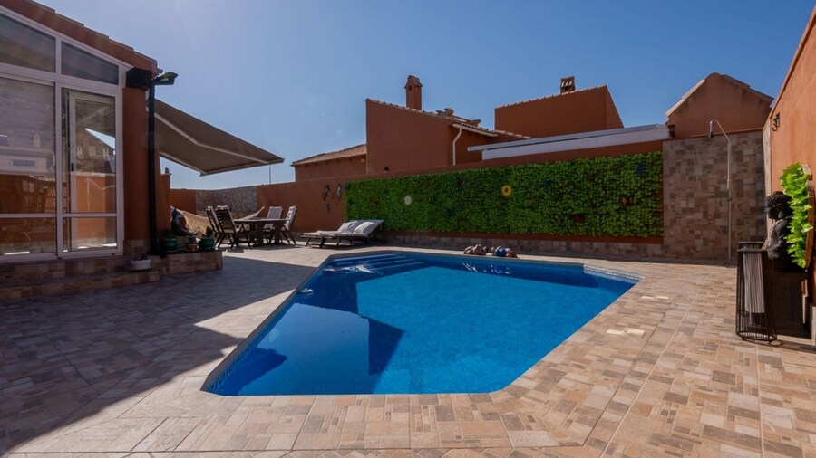 Villa in Fortuna With Private Pool