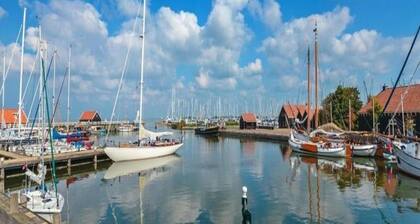 Holiday Home With Garden Near Watersports