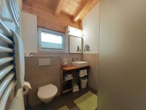 House | Bathroom