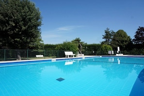 House | Pool | Outdoor pool - Beachside Holiday Home in Porto Santa (Caorle)