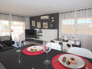 獨棟房屋 | 用餐區