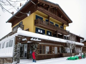 Exterior - Spacious Holiday Home in Zell am See (Zell am See)