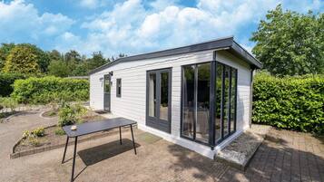 House | Outdoor dining