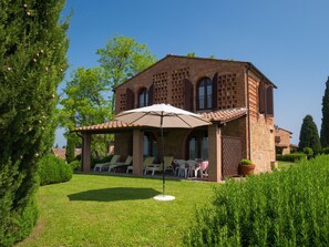 House | Exterior - Romantic House in Tuscany With Pool & Views (Montaione)
