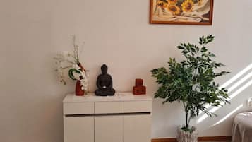 Apartment | Living room