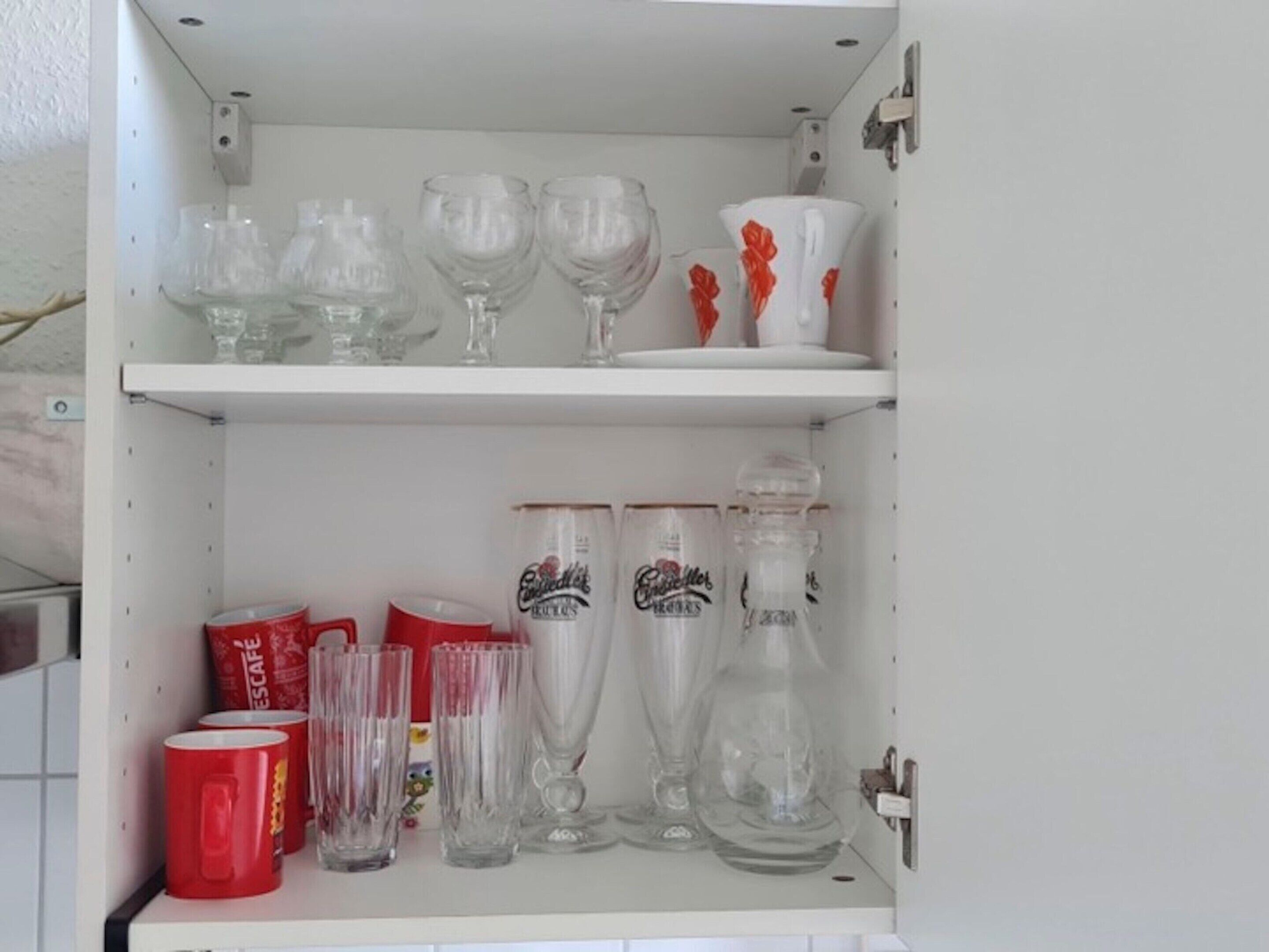Apartment | Private kitchen | Electric kettle, toaster