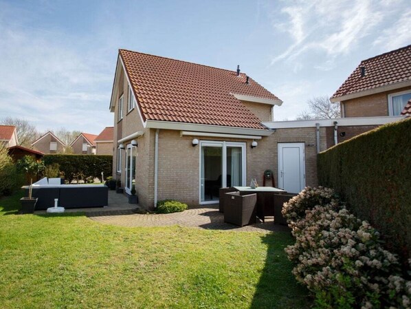 House | Exterior