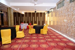 Banquet hall - Hotel Krishna Pride (Jaipur)