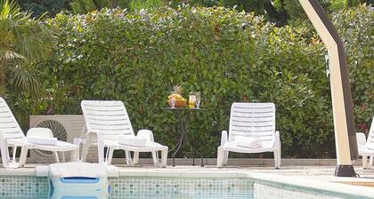 Laura Comfortable Holiday Residence