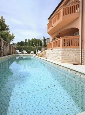 Villa | Pool