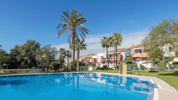 Pool - Oasis Playero - Apartment With Free Wifi (Chiclana de la Frontera)