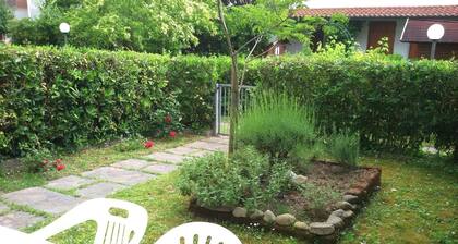 Apartment With Private Garden