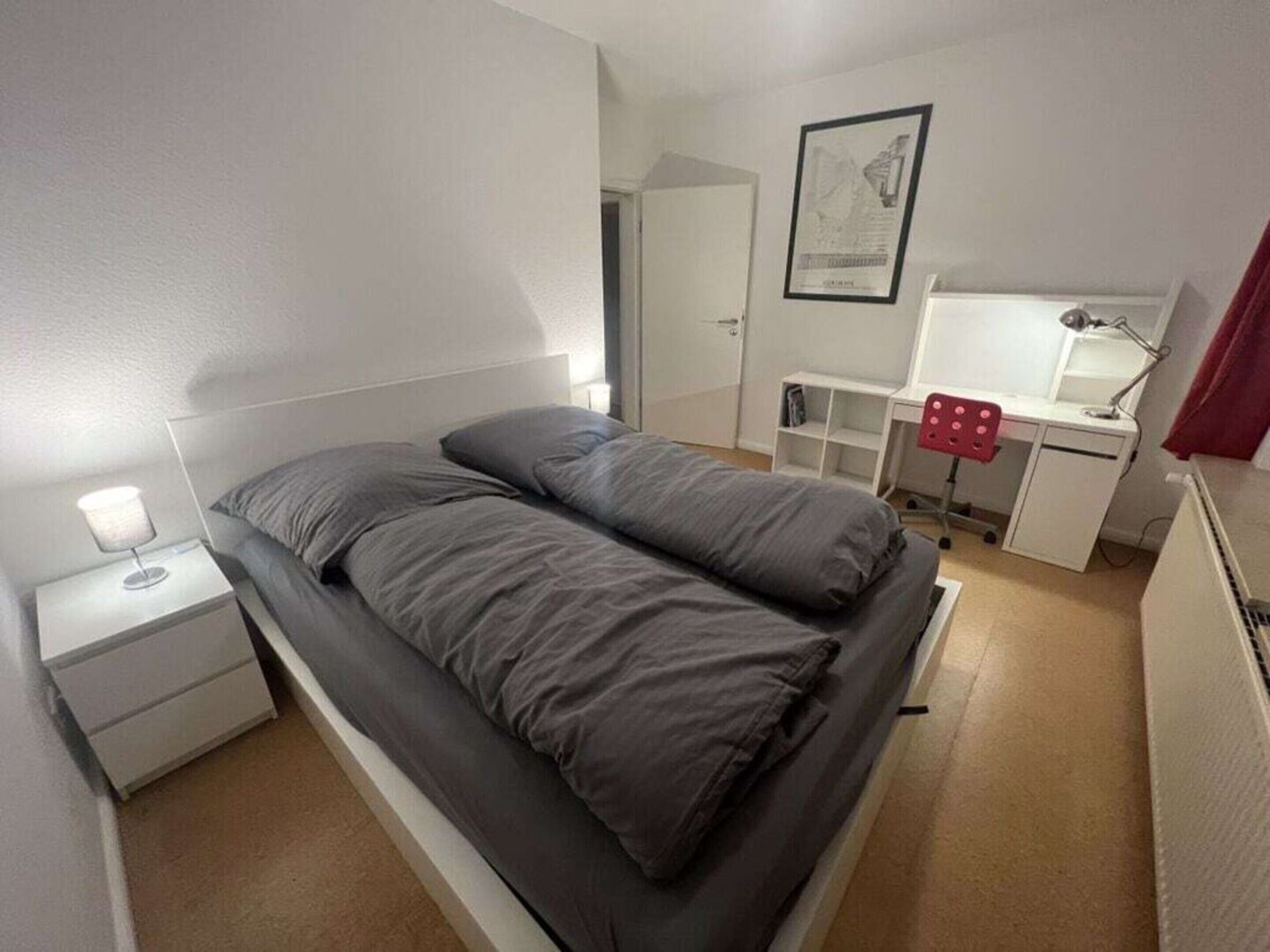 3 bedrooms, individually furnished, iron/ironing board
