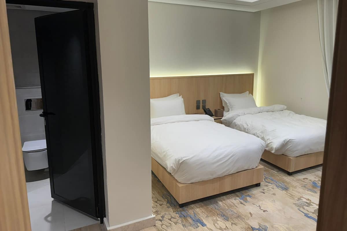 2 slaapkamers, een kluis op de kamer, een strijkplank/strijkijzer