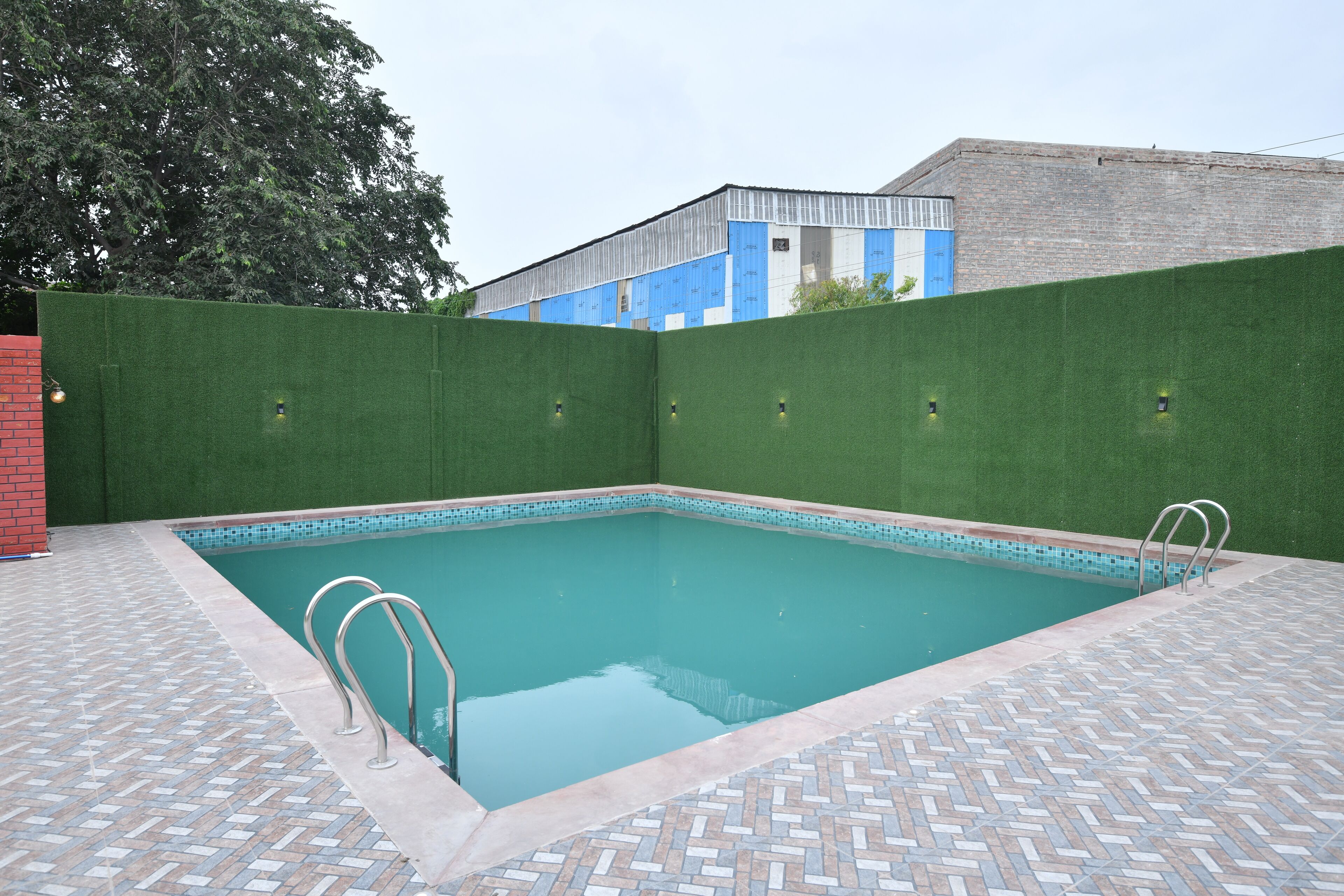 Alberca al aire libre 