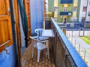 Apartment | Tempat makan