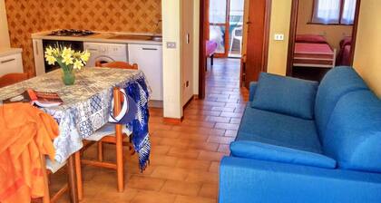 Apartment 200m From the sea