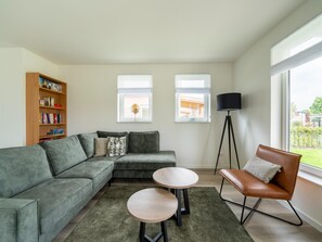 Living room - Nice Holiday Home in Simonshaven Near the Water (Simonshaven)