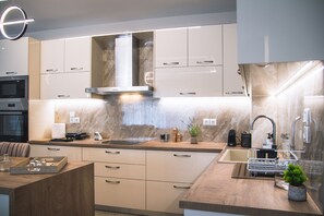 Departamento | 3 habitaciones y escritorio