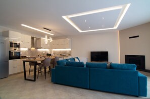 Departamento | 3 habitaciones y escritorio