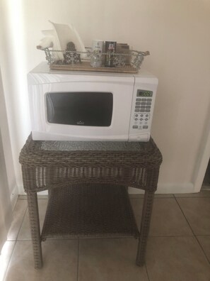 Interior - Small Cozy Home (Beverly Hills)