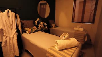 Couples treatment rooms, aromatherapy, hot stone massages