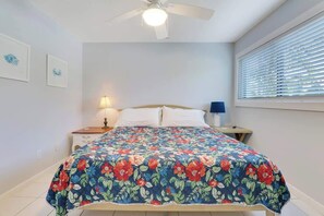 1 bedroom, iron/ironing board, WiFi - Sailfish Suites 3 - waterfront!! (Stuart)