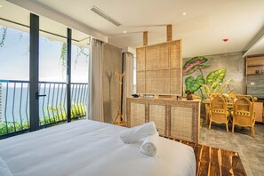 Premium Apartment | 3 bedrooms, Egyptian cotton sheets, premium bedding, minibar