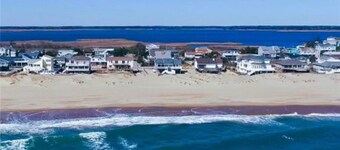 Oceanfront home “Sea Watch” ~~brand new pool