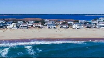 Oceanfront home “Sea Watch” ~~brand new pool
