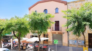 Apartment | 1 bedroom, iron/ironing board, Internet
