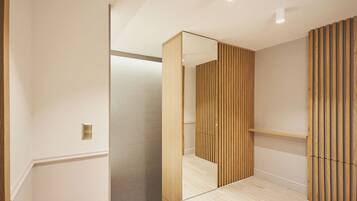 Deluxe Apartment, 2 Bedrooms, Terrace (Duplex) | Individually decorated, individually furnished, free WiFi, bed sheets