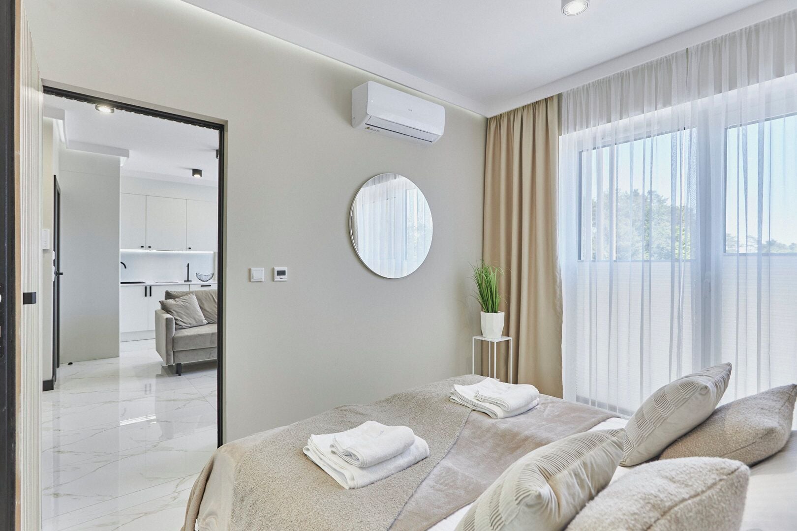Standard Suite, Balcony | Individually decorated, individually furnished, free WiFi, bed sheets