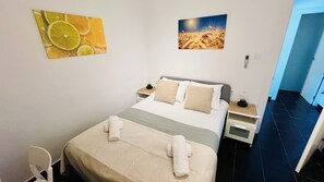 3 slaapkamers, een bureau, een strijkplank/strijkijzer, gratis wifi