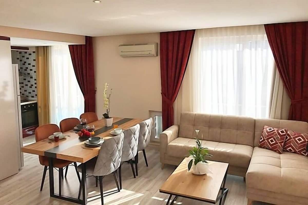 Comfort Apartment, 2 Bedrooms | Living area | 24-inch TV with satellite channels
