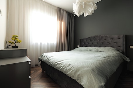 Deluxe Apartment, Balcony | 1 bedroom, iron/ironing board, free WiFi. Nest Inn Charm Apartment