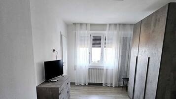 2 camere, ferro/asse da stiro, Wi-Fi, lenzuola