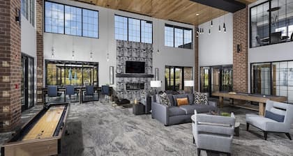 Landing | Stunning 1BD, Clubhouse, Gym