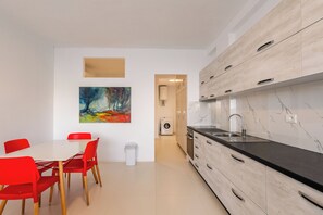 Soundproofing, iron/ironing board, free WiFi