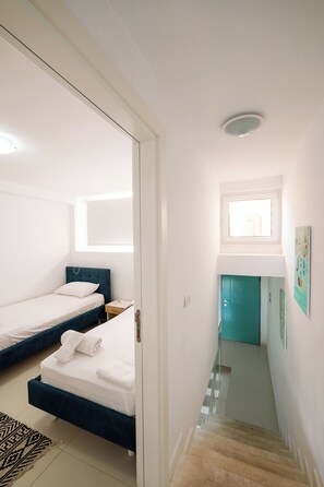 Soundproofing, iron/ironing board, free WiFi - Stone Beach Residence Adults Only Resort (Himarë)